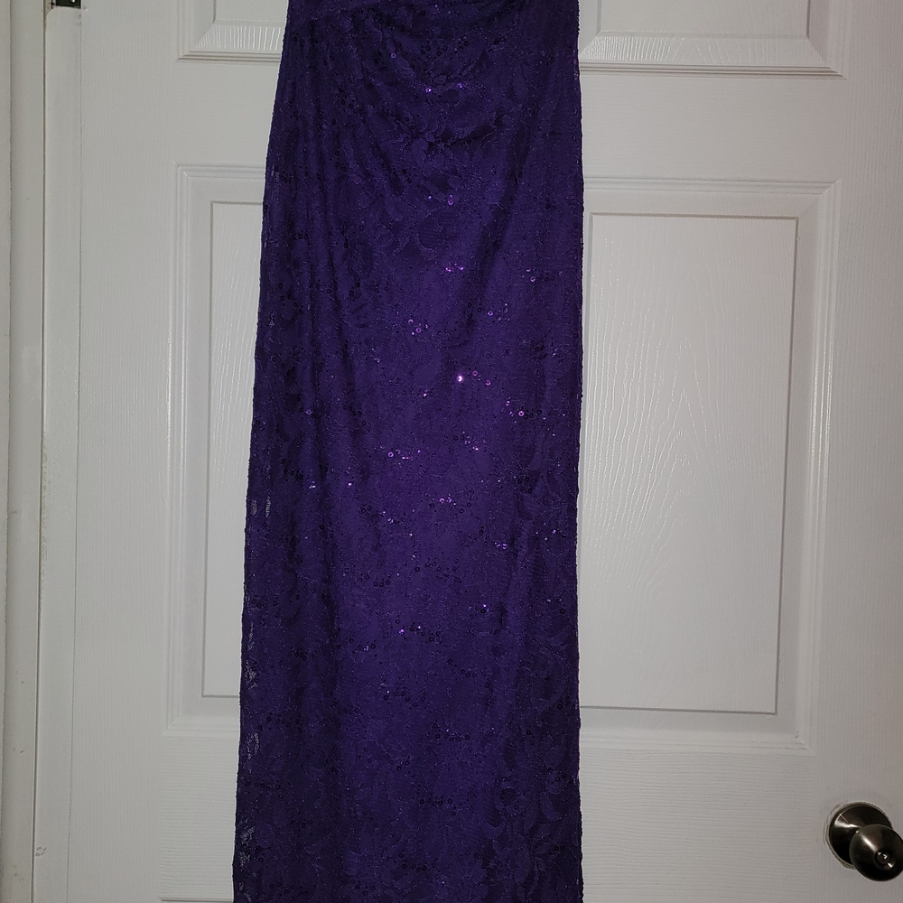 Elegant Purple Lace Dress